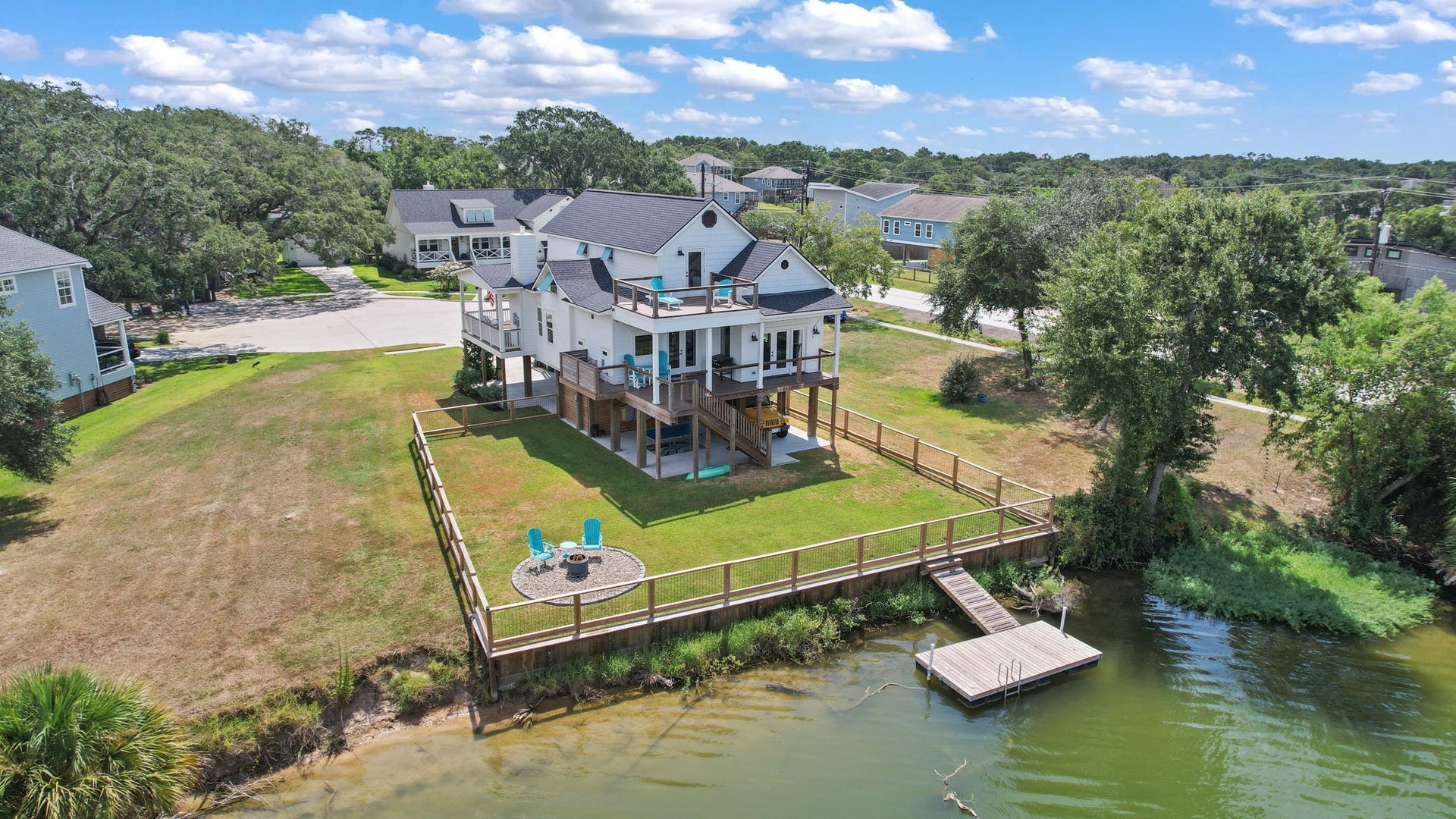 3405 Oak Alley Court, Seabrook, TX 77586 3405 Oak Alley Court, Seabrook, TX 77586