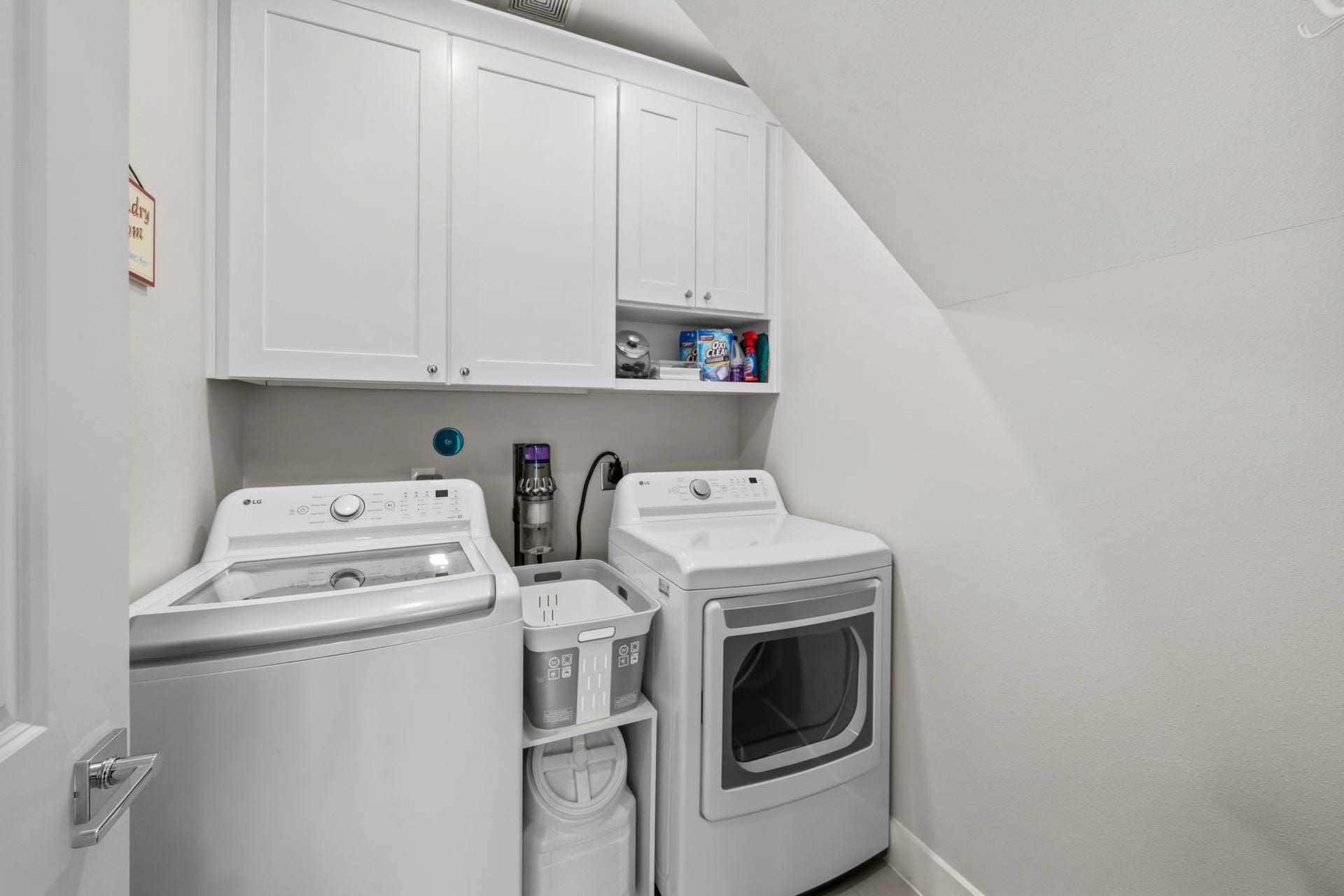 3405 Oak Alley Court, Seabrook, TX 77586 3405 Oak Alley Court, Seabrook, TX 77586
