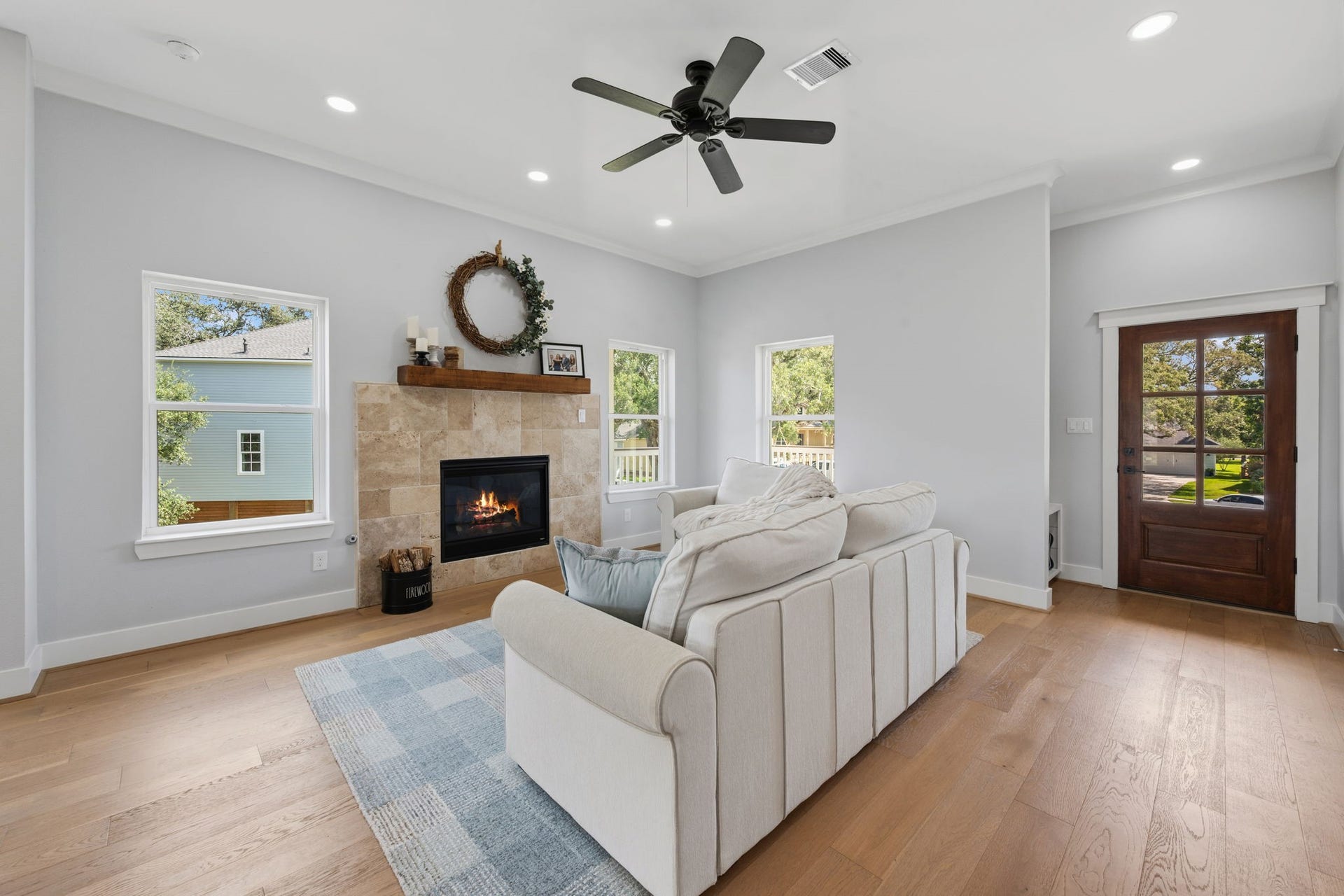 3405 Oak Alley Court, Seabrook, TX 77586 3405 Oak Alley Court, Seabrook, TX 77586
