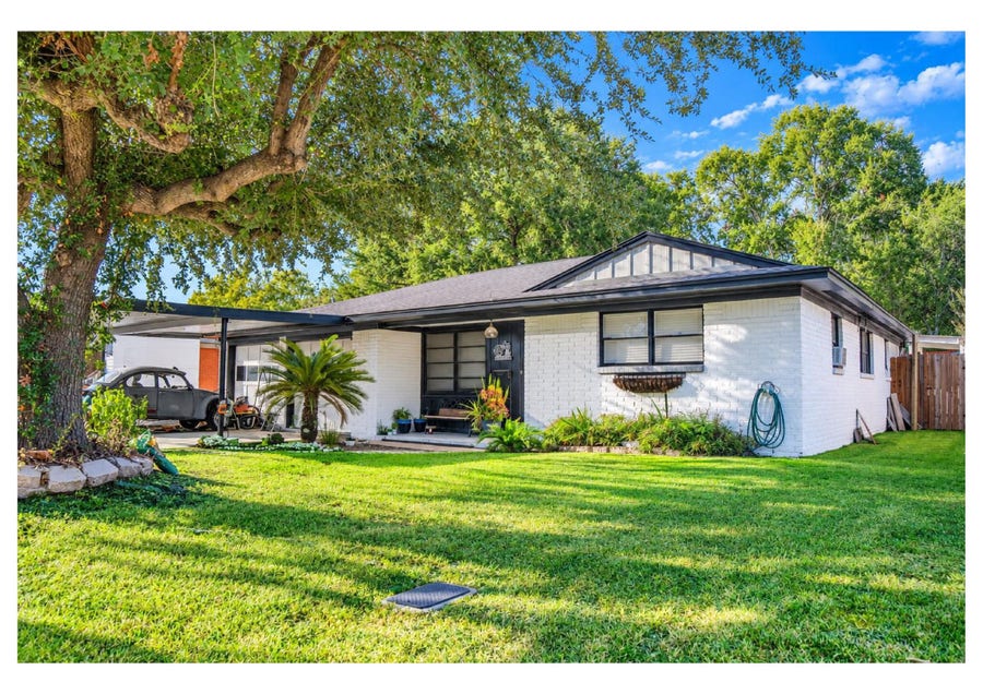 Property photo for 124 Bluebird Lane, Pasadena, TX