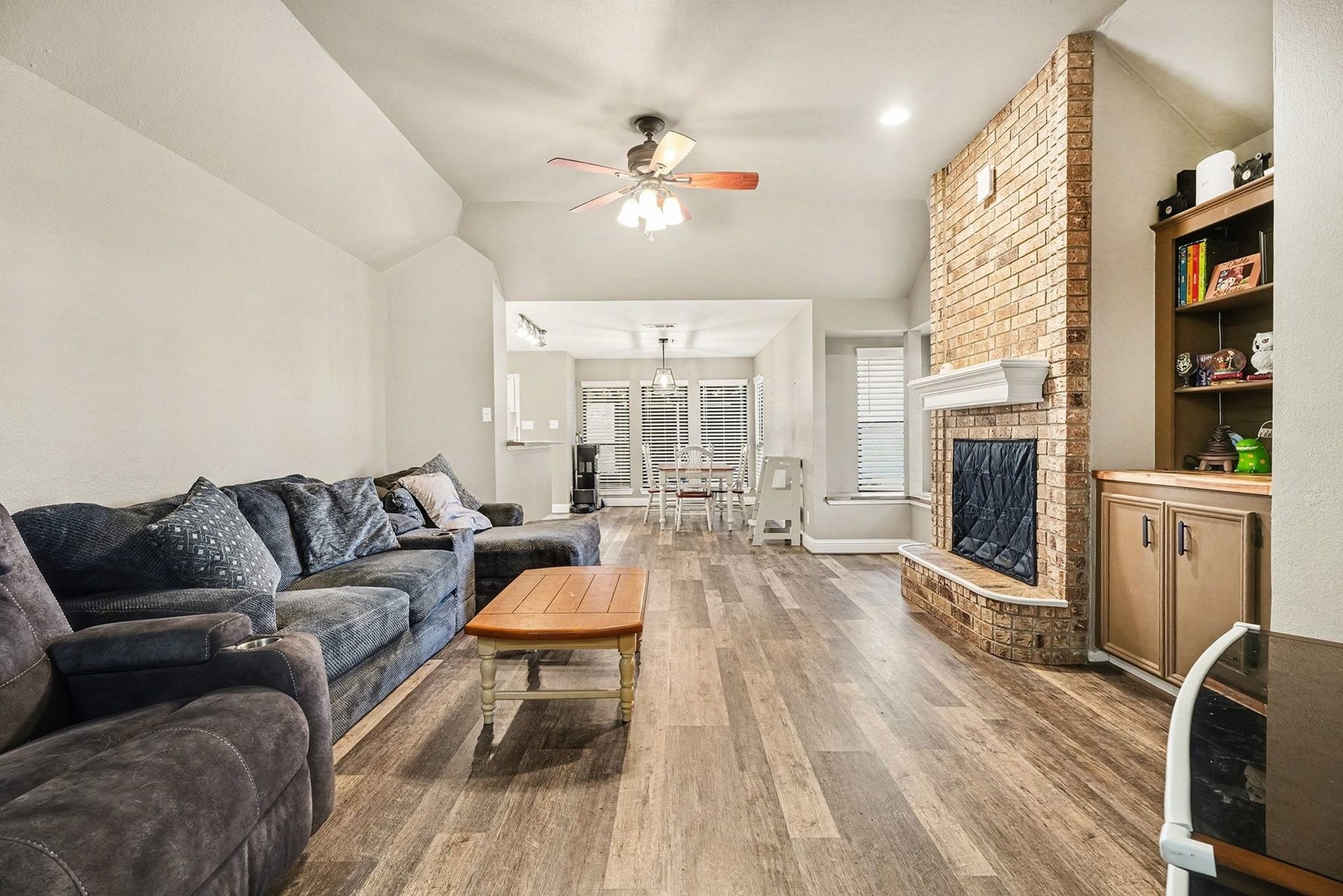 13402 Bob White Drive, Santa Fe, TX 77510