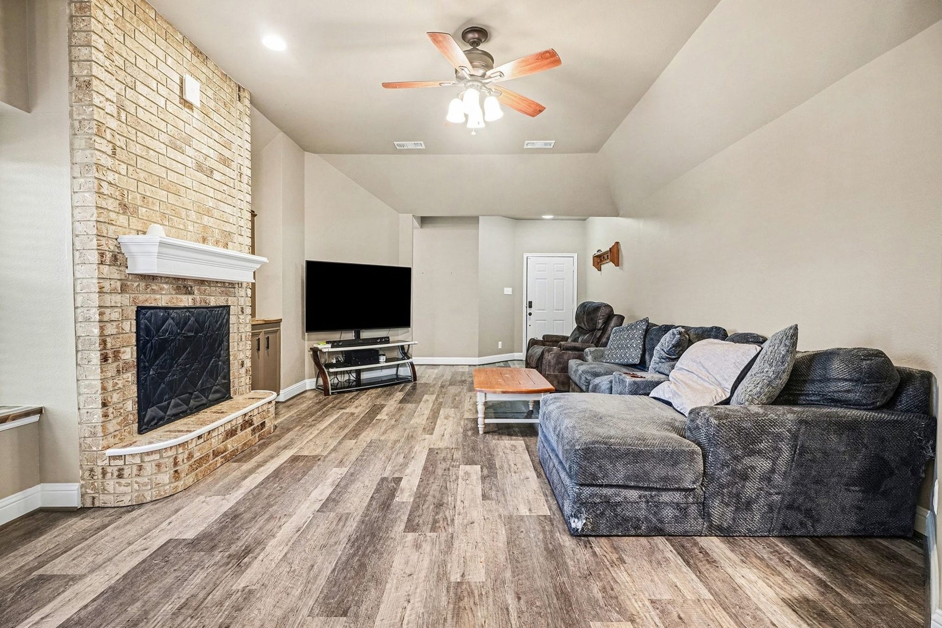 13402 Bob White Drive, Santa Fe, TX 77510