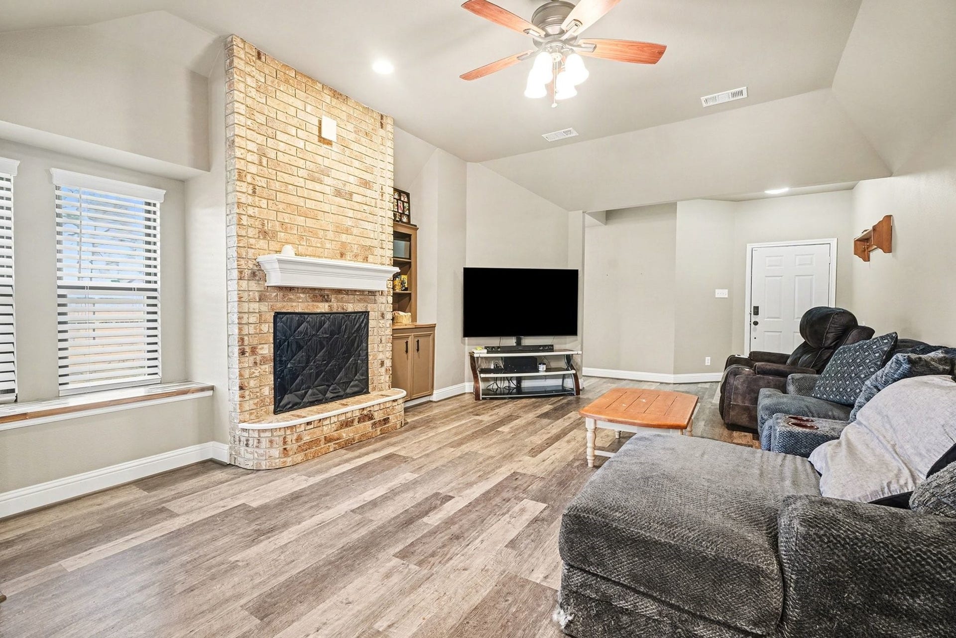 13402 Bob White Drive, Santa Fe, TX 77510
