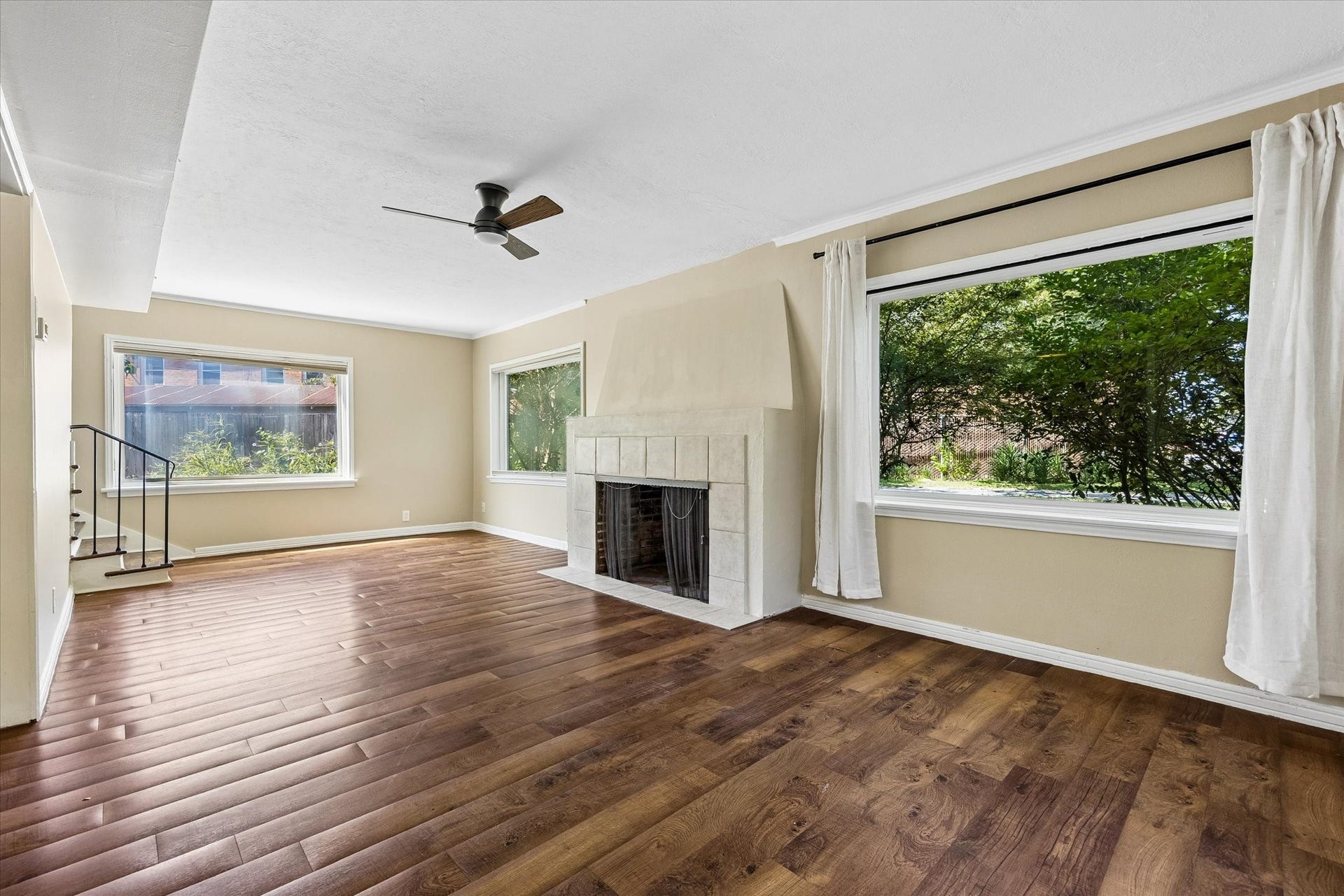 3309 Lawrence Street Unit 2 Street, #2, Houston, TX 77018 3309 Lawrence Street Unit 2 Street, #2, Houston, TX 77018