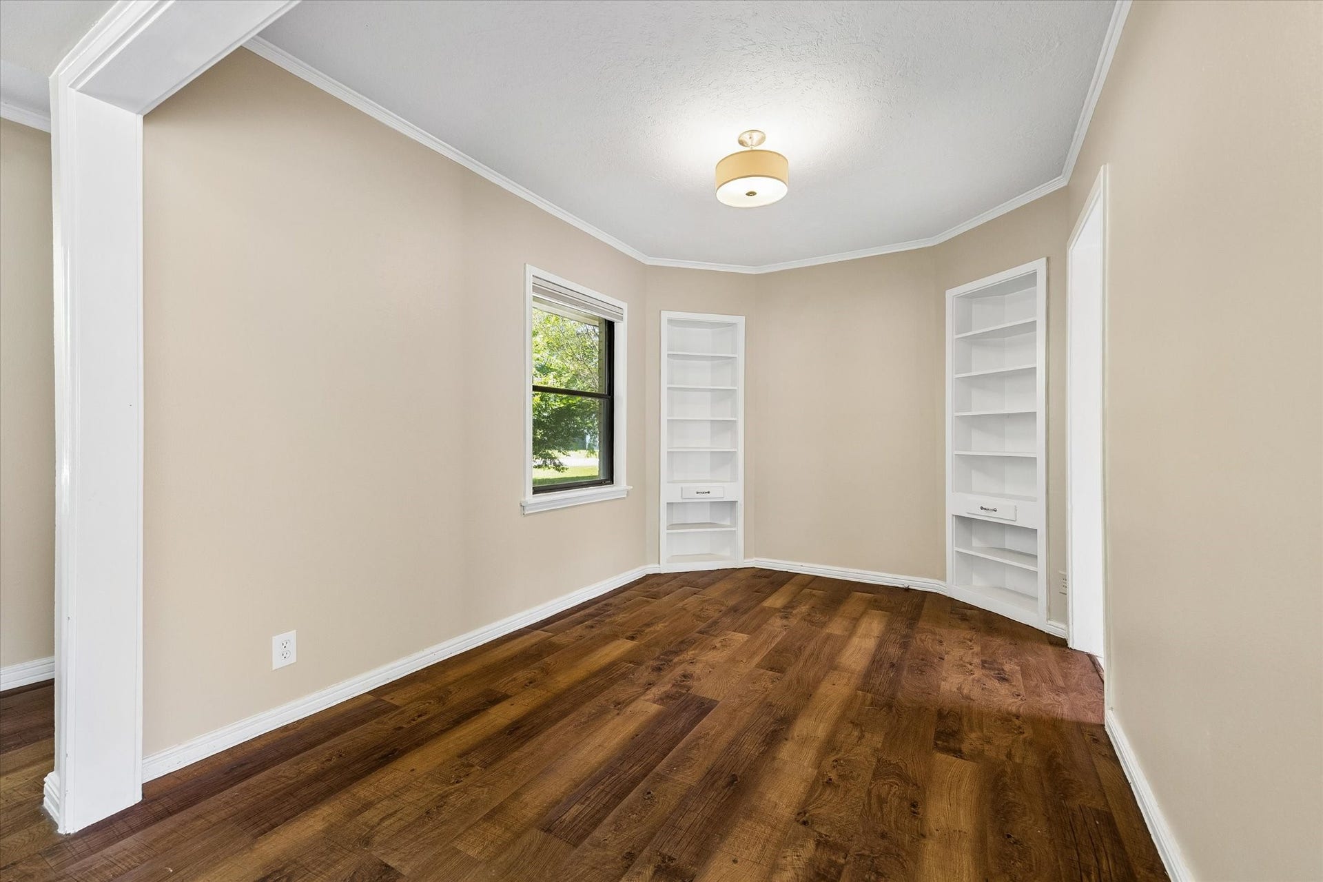 3309 Lawrence Street Unit 2 Street, #2, Houston, TX 77018 3309 Lawrence Street Unit 2 Street, #2, Houston, TX 77018