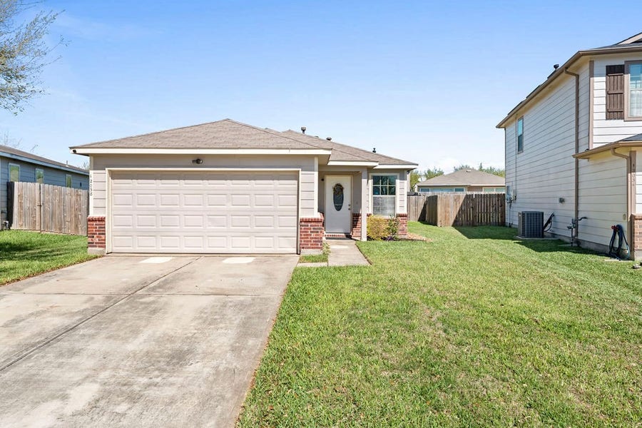 Property photo for 12038 Helvick Crescent Avenue, Houston, TX