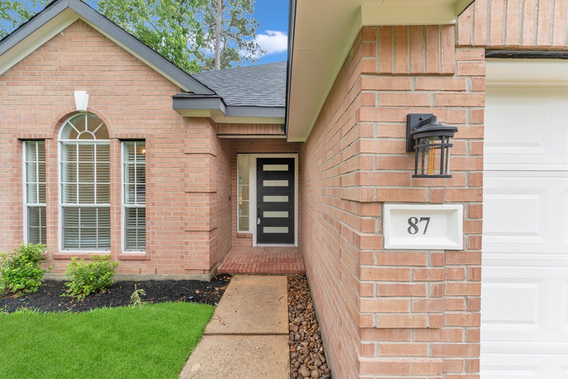87 S Wynnoak Circle, The Woodlands, TX 77382 87 S Wynnoak Circle, The Woodlands, TX 77382