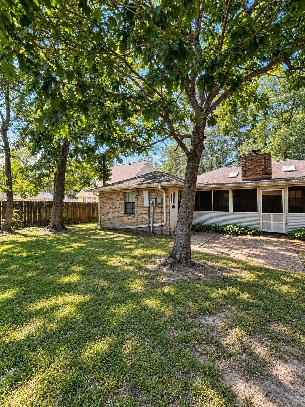 17602 Typhoon Way, Crosby, TX 77532