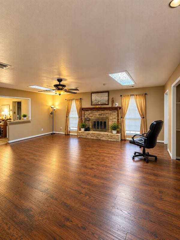 17602 Typhoon Way, Crosby, TX 77532