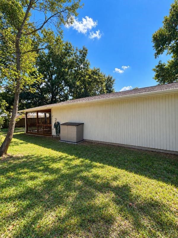 17602 Typhoon Way, Crosby, TX 77532