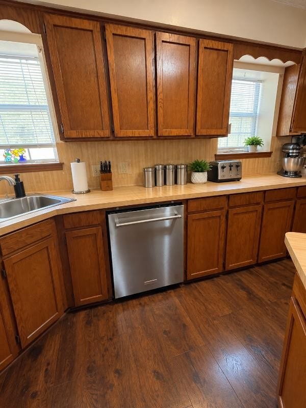 17602 Typhoon Way, Crosby, TX 77532