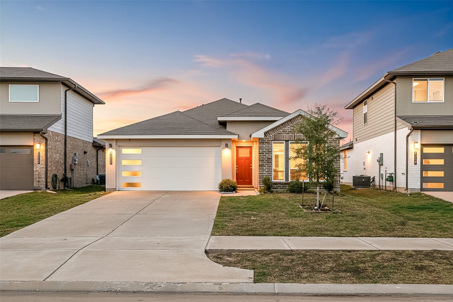 Property photo for 7522 Victoria Brook Trace, Richmond, TX