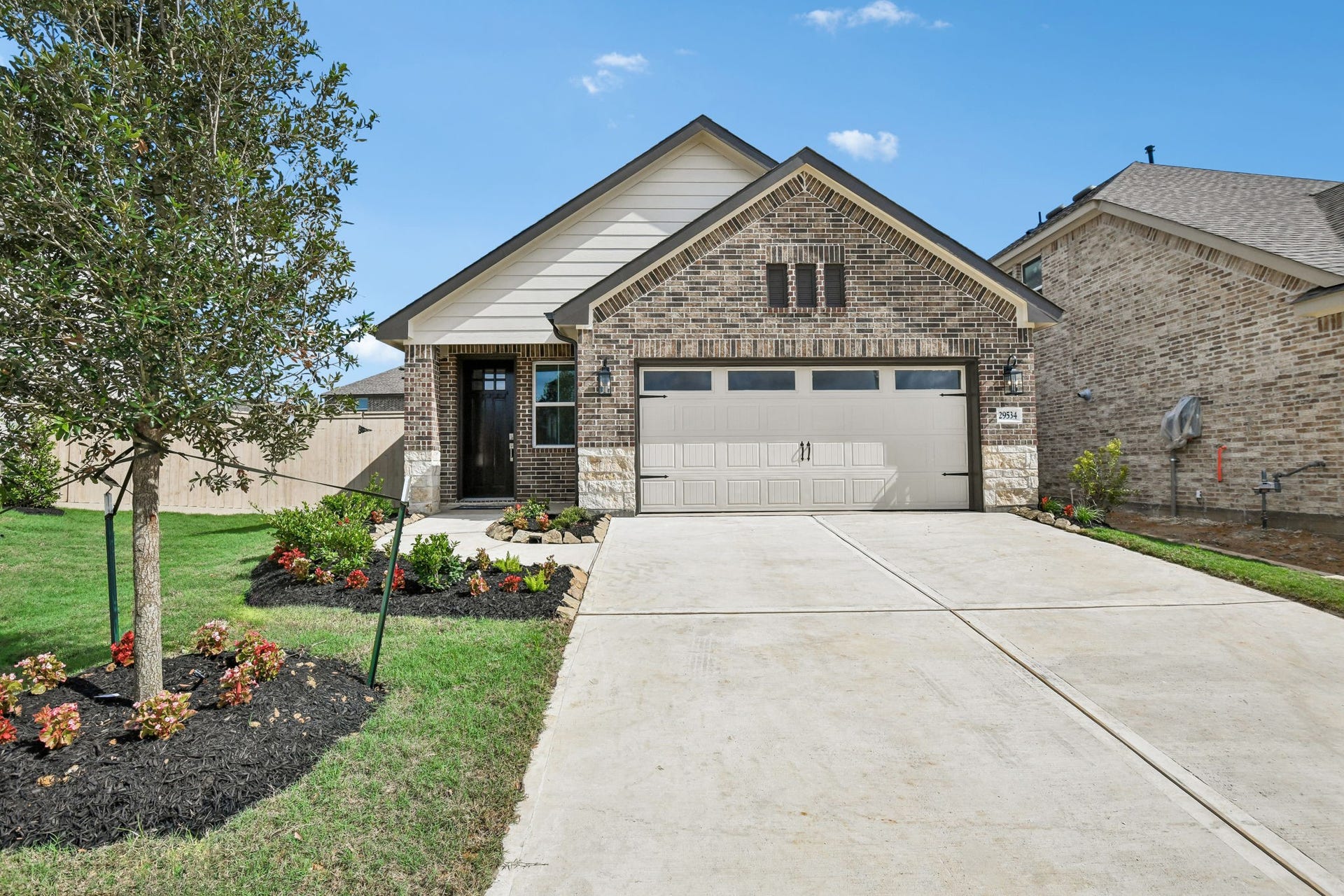 Charming Scotch Pine home design by K. Hovnanian Homes with elevation PN in beautiful Oakberry Trails.