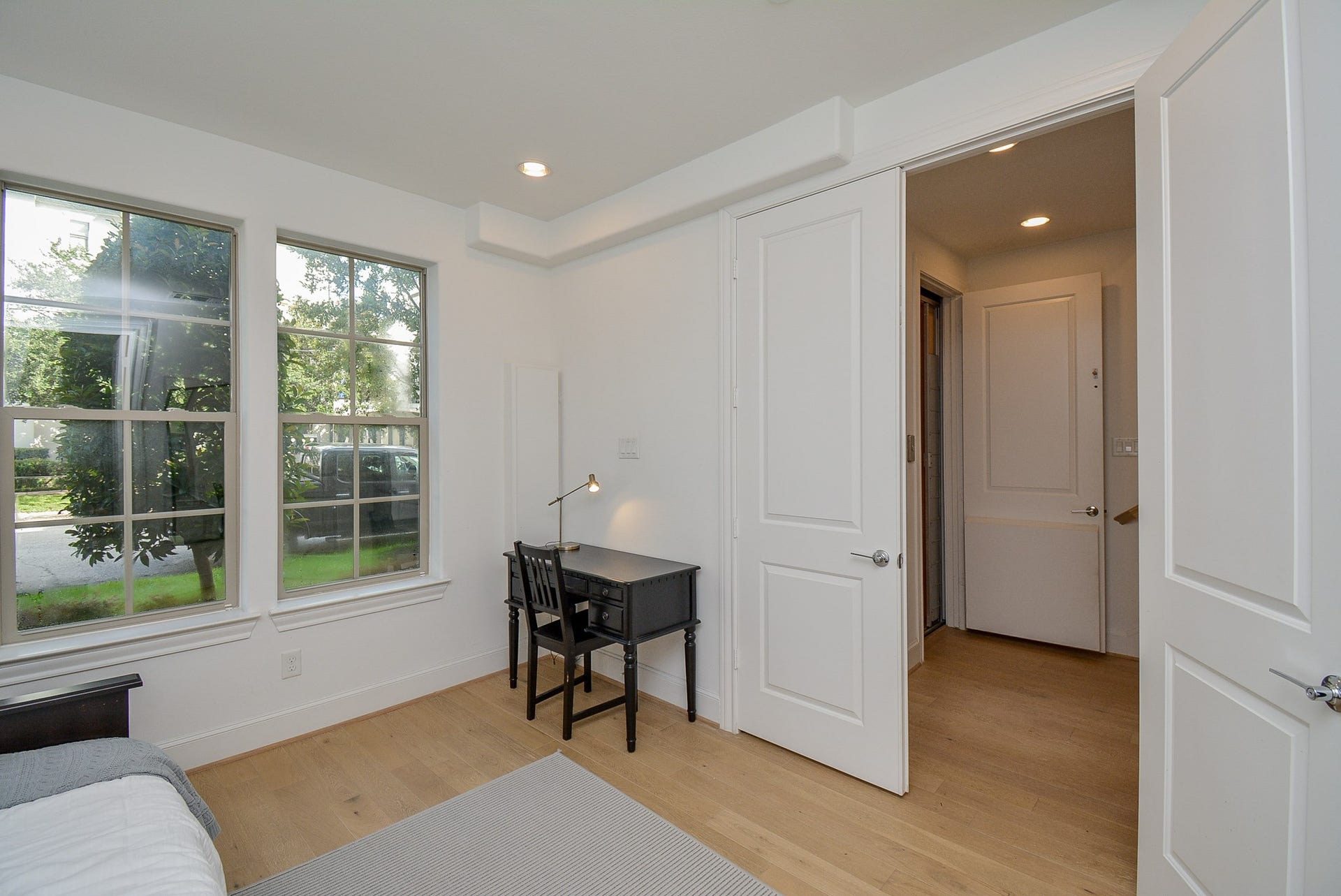 615 Nagle Street, Houston, TX 77003 615 Nagle Street, Houston, TX 77003