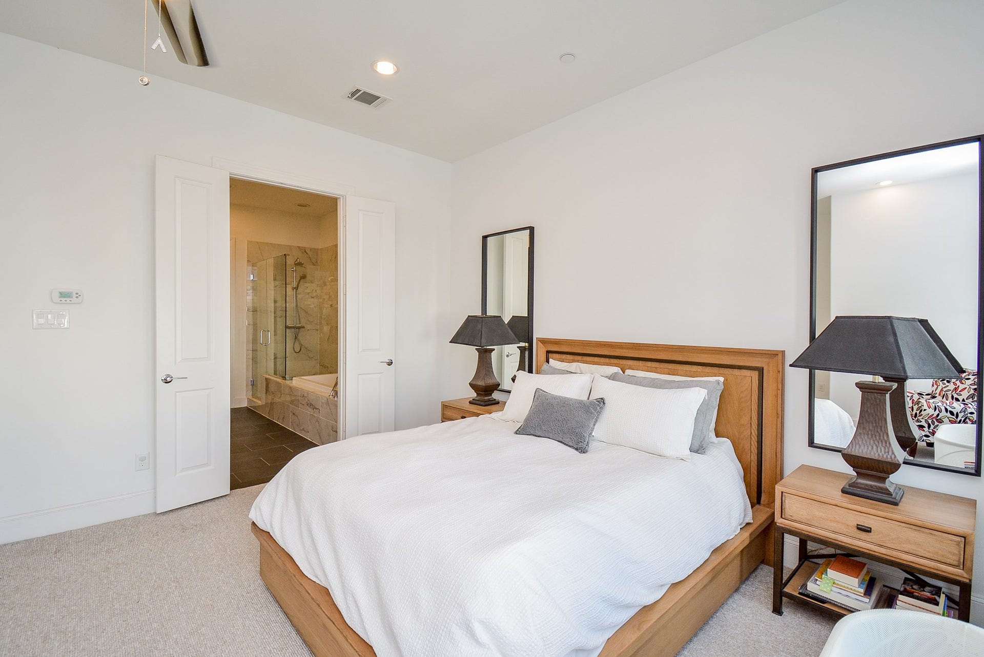 615 Nagle Street, Houston, TX 77003 615 Nagle Street, Houston, TX 77003