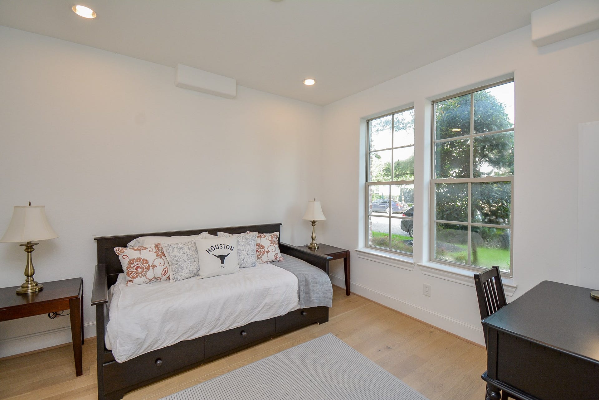 615 Nagle Street, Houston, TX 77003 Bedroom on 1st floor
