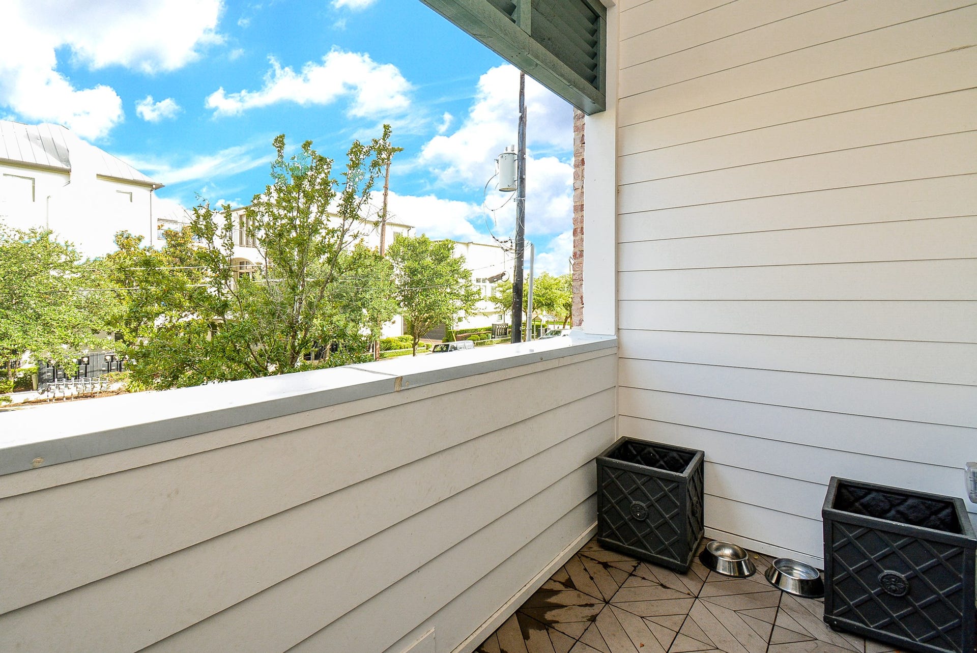 615 Nagle Street, Houston, TX 77003 615 Nagle Street, Houston, TX 77003
