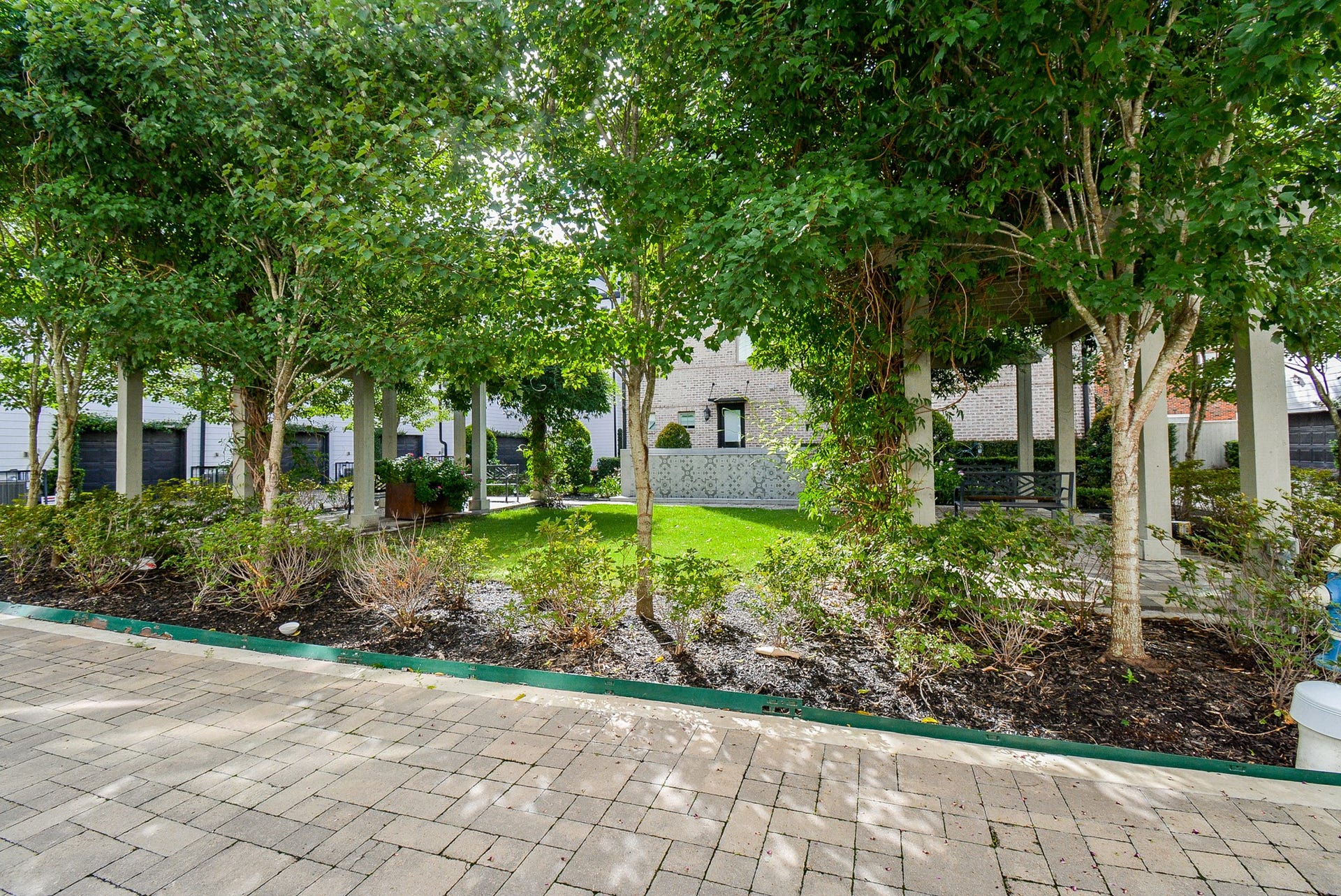 615 Nagle Street, Houston, TX 77003 615 Nagle Street, Houston, TX 77003