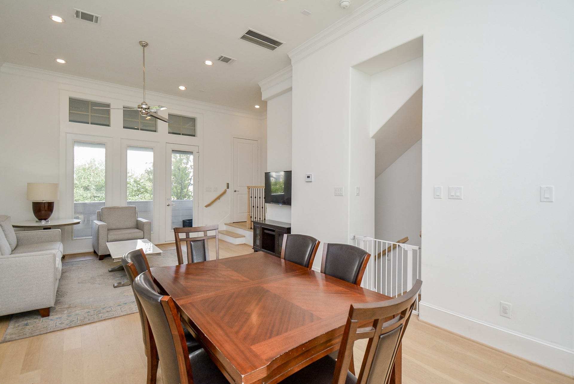 615 Nagle Street, Houston, TX 77003 615 Nagle Street, Houston, TX 77003