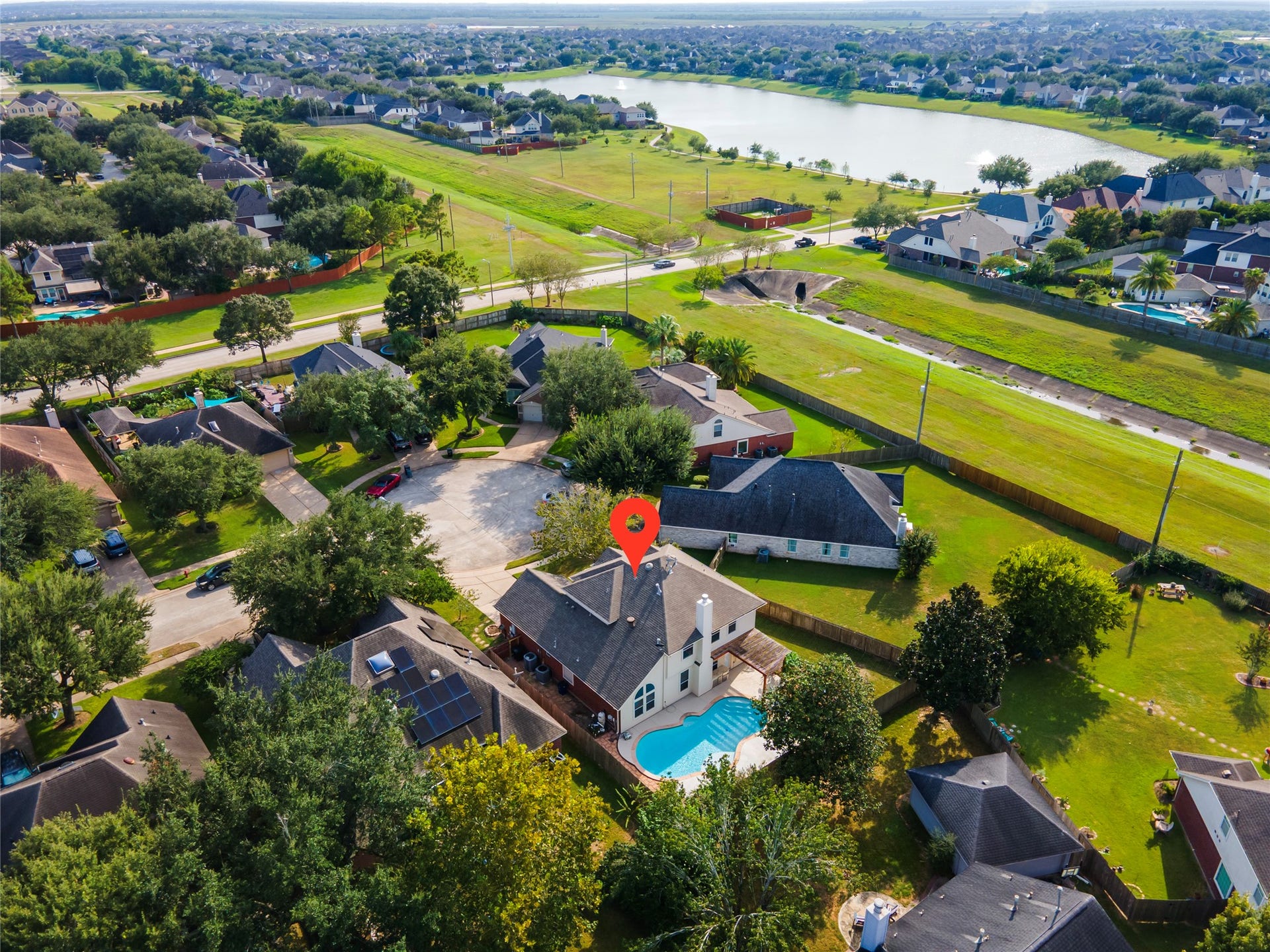 2143 Winding Springs Drive, League City, TX 77573