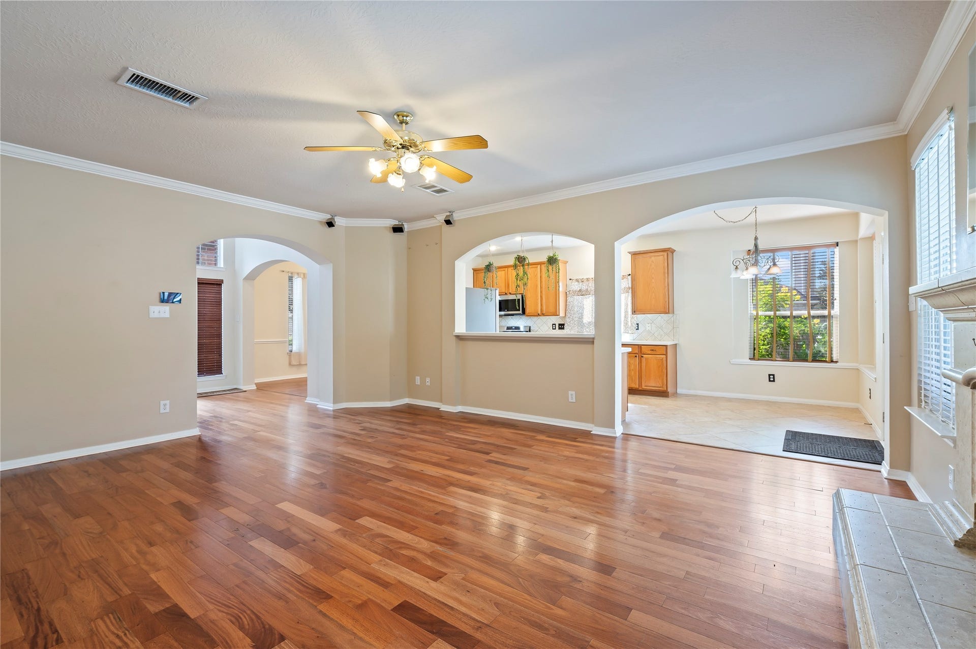 A different angle of the living room