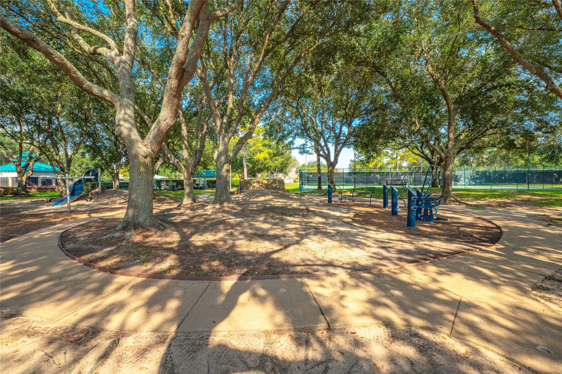 2143 Winding Springs Drive, League City, TX 77573