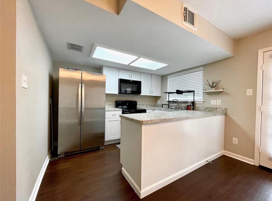 Property photo for 11525 Beechnut Street, Houston, TX