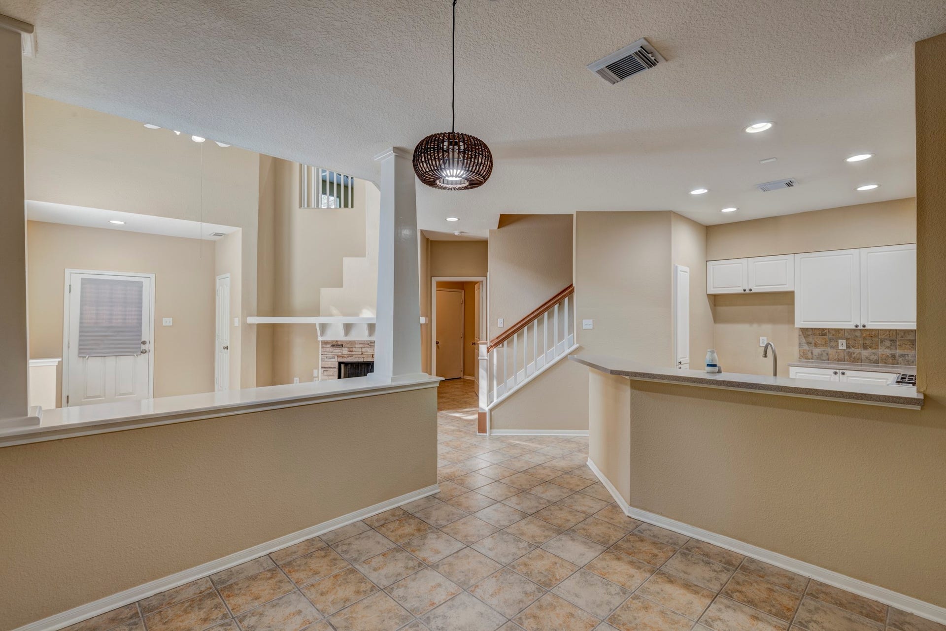 26 Stone Creek Place, The Woodlands, TX 77382 26 Stone Creek Place, The Woodlands, TX 77382