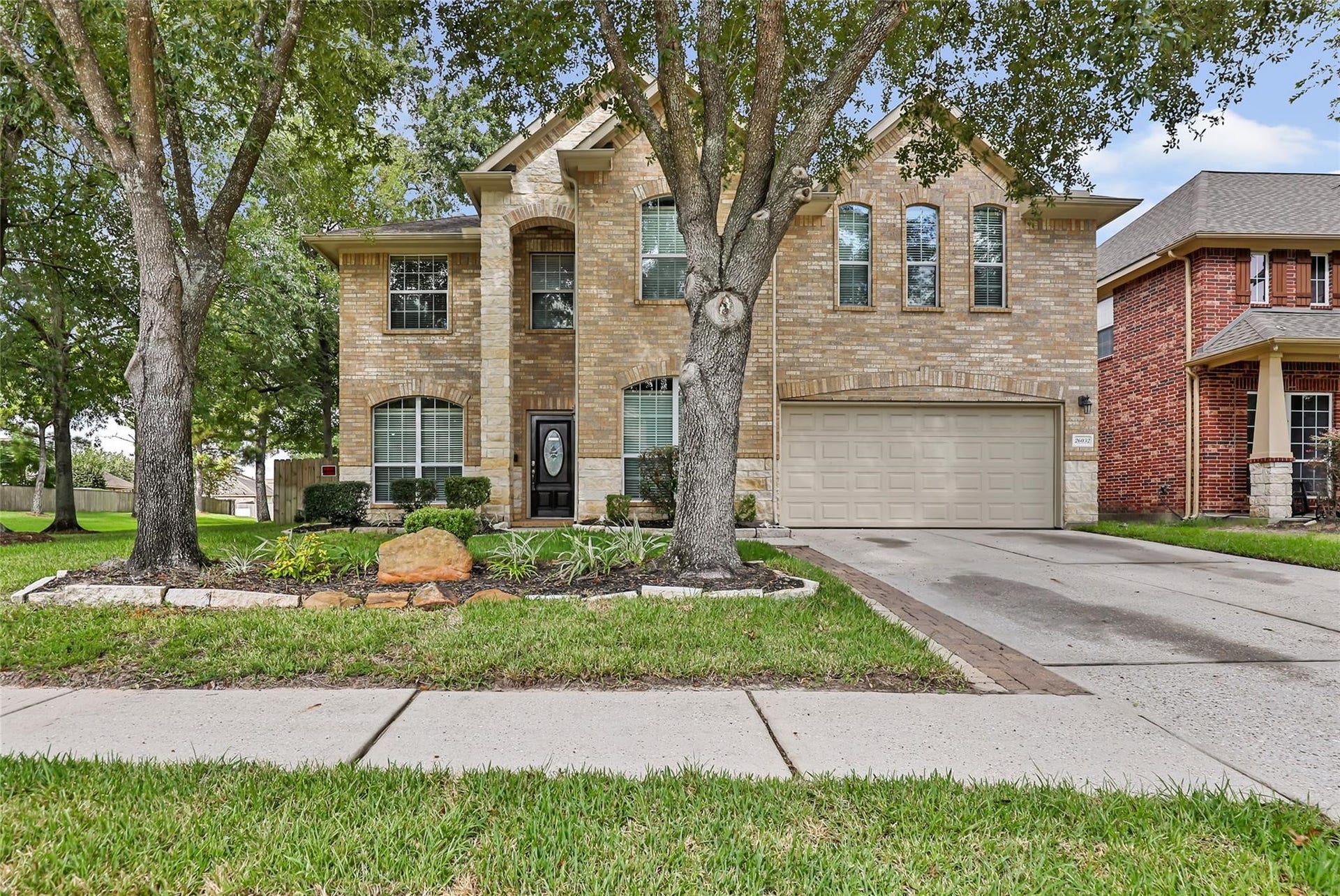 26032 Royal Emerald Lane, Kingwood, TX 77339 Welcome