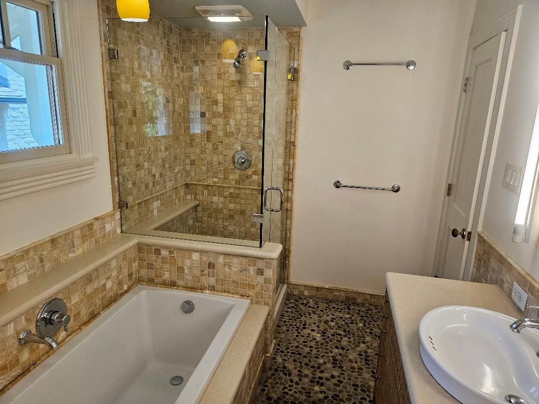 2709 Albans Road, West University Place, TX 77005 2709 Albans Road, West University Place, TX 77005