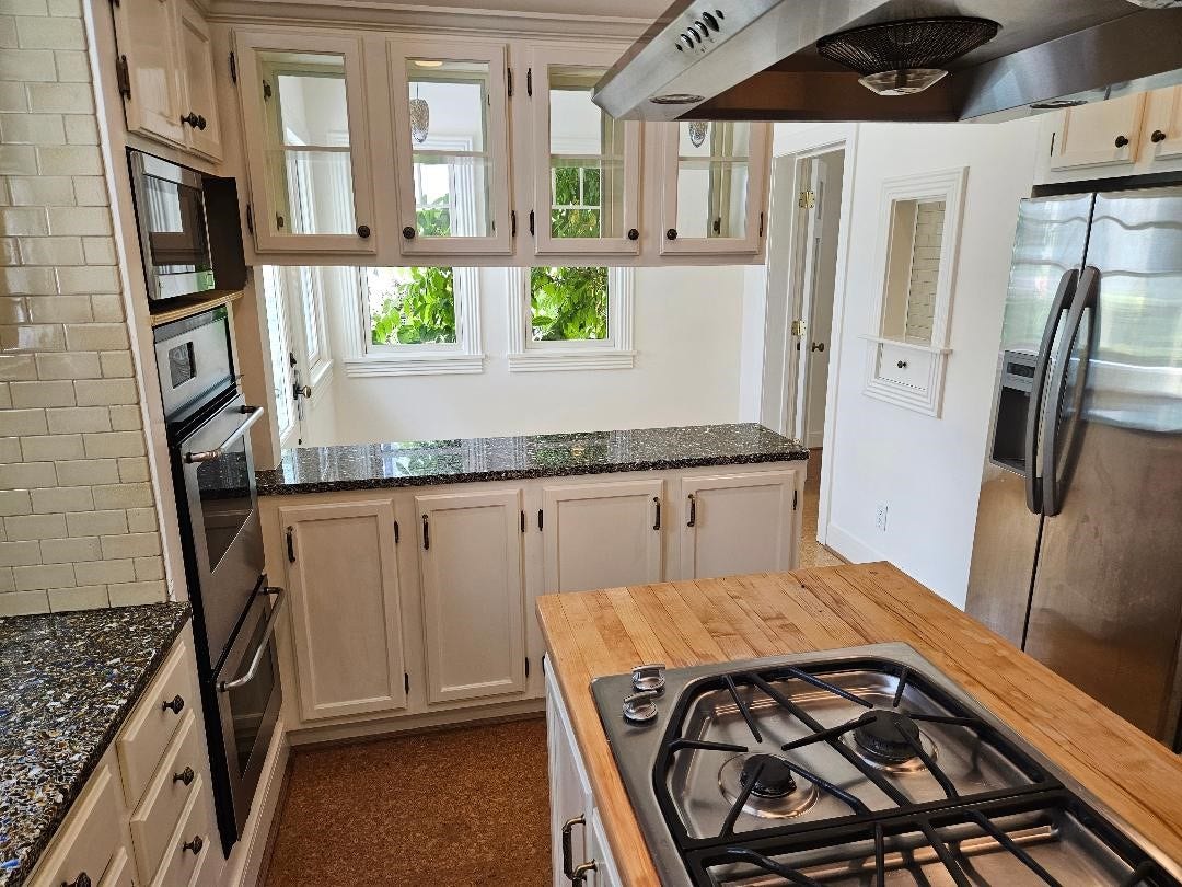 2709 Albans Road, West University Place, TX 77005 2709 Albans Road, West University Place, TX 77005