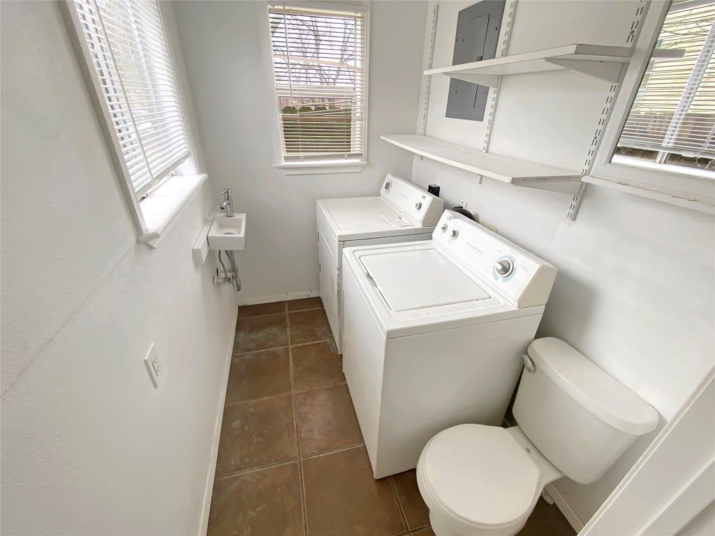 4815 8th Street, Bacliff, TX 77518 4815 8th Street, Bacliff, TX 77518