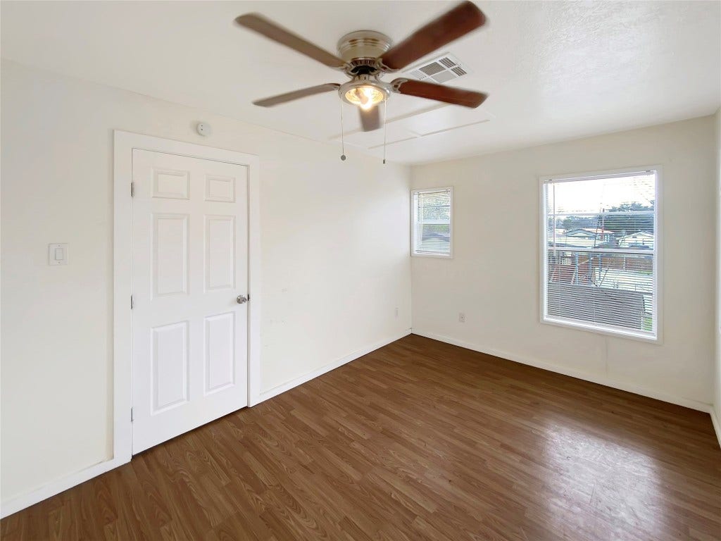 4815 8th Street, Bacliff, TX 77518 4815 8th Street, Bacliff, TX 77518
