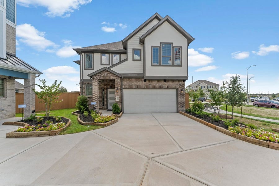Property photo for 15811 Invergelder Drive, Humble, TX