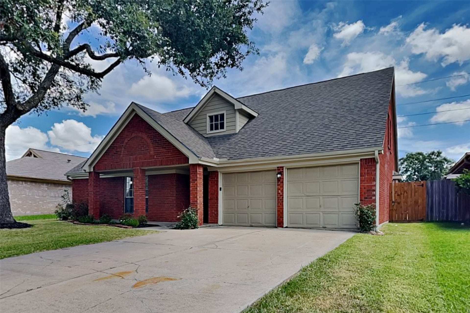 2915 Bentley Court, Pearland, TX 77584 2915 Bentley Court, Pearland, TX 77584