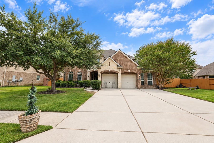 Property photo for 28115 Kudzu Drive, Spring, TX