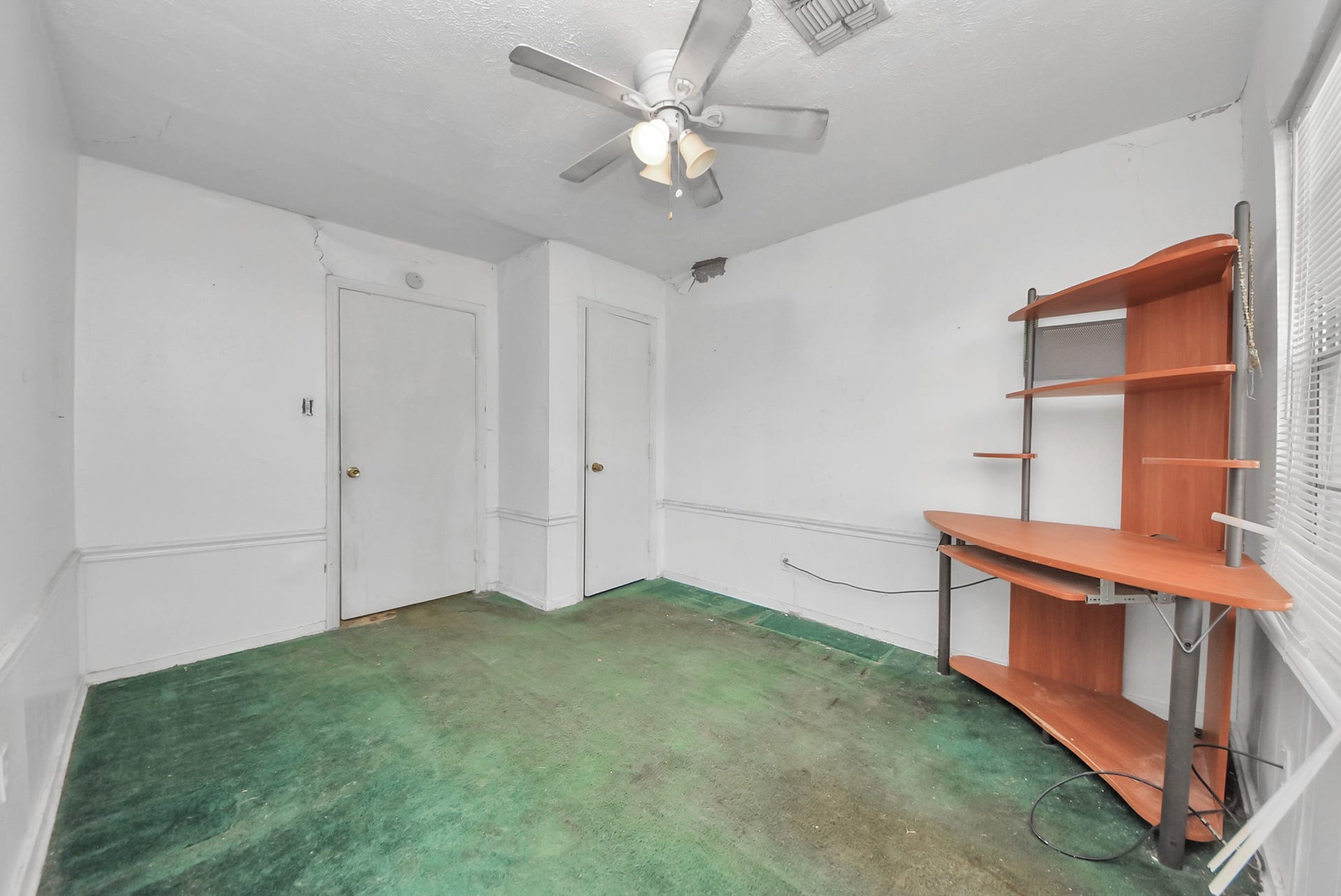 4914 Paradise Lane, Houston, TX 77048