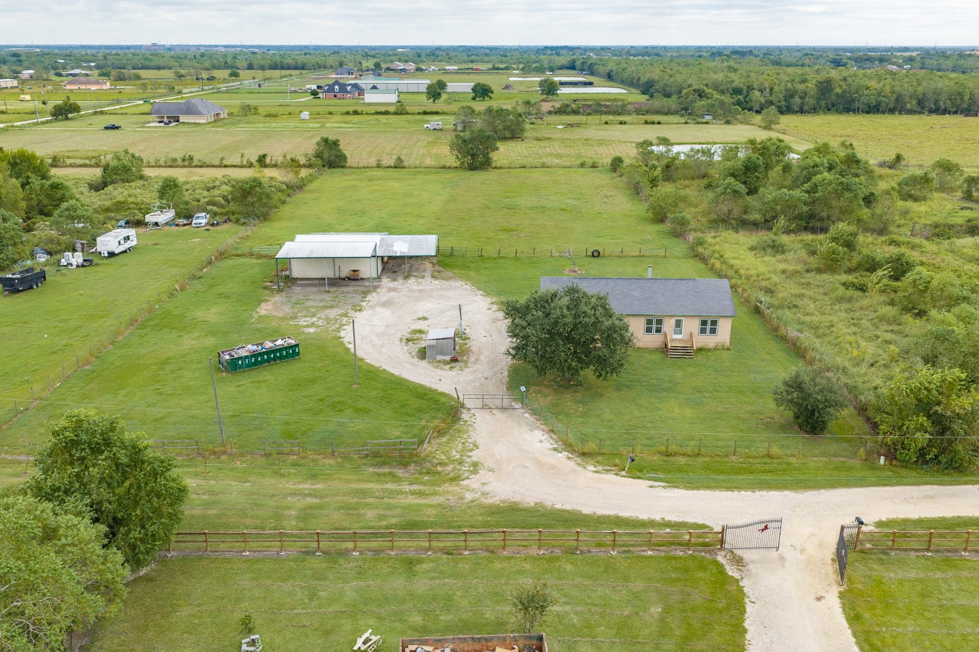 1108 County Road 55, Rosharon, TX 77583 1108 County Road 55, Rosharon, TX 77583