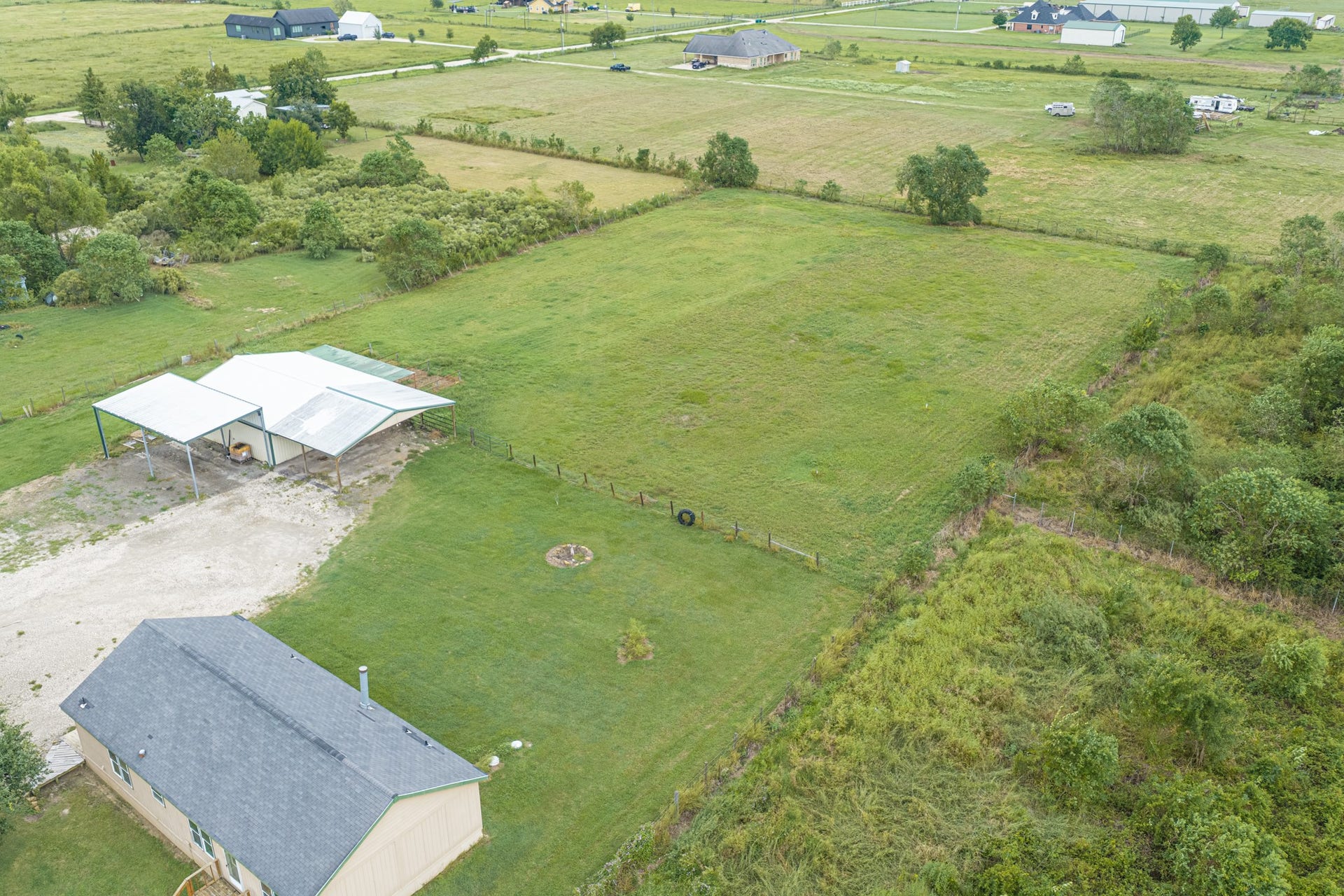1108 County Road 55, Rosharon, TX 77583 1108 County Road 55, Rosharon, TX 77583