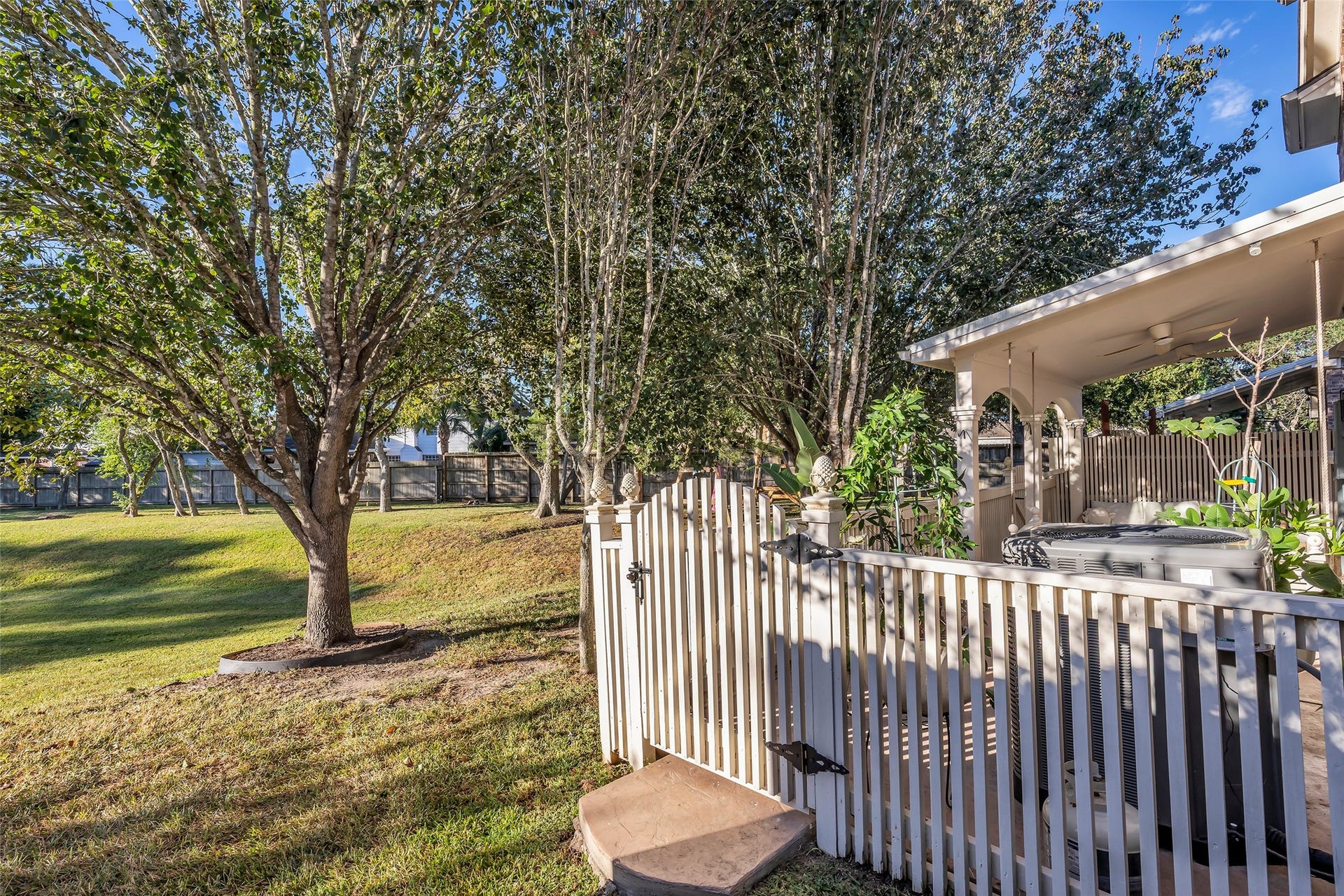 1408 S Friendswood Drive, #1301, Friendswood, TX 77546 Another great view of your excellent outdoor living space.