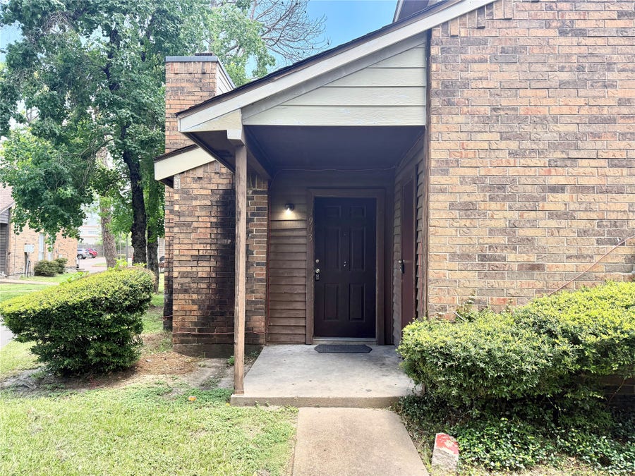 Property photo for 7200 W T C Jester Boulevard, #3903, North Houston, TX