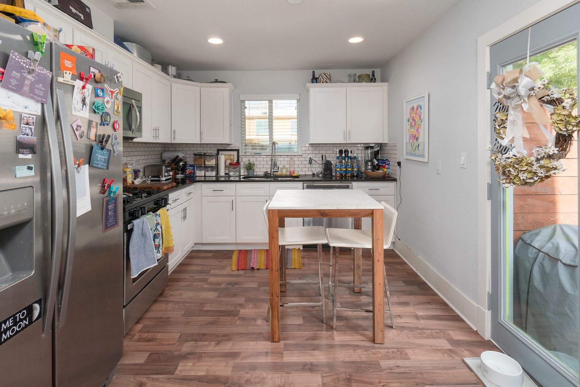 2019 Huldy Street, #4, Houston, TX 77019 Photos are of identical floor plan downstairs unit.
