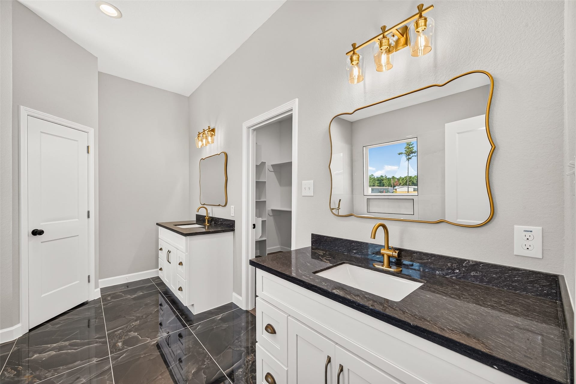 11751 Kelvin Court, Conroe, TX 77306 11751 Kelvin Court, Conroe, TX 77306