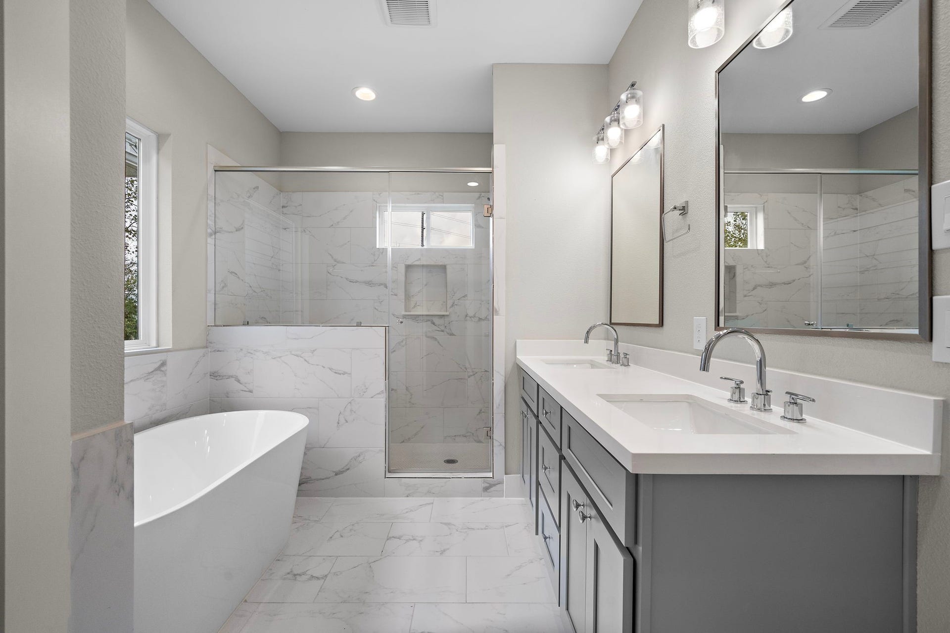 8120 Esther Acres Lane, Houston, TX 77088 8120 Esther Acres Lane, Houston, TX 77088