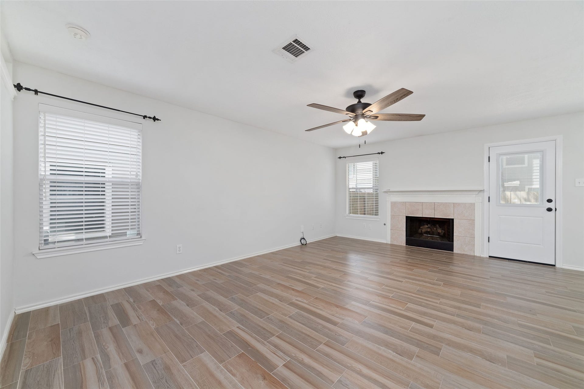 118 Anise Tree Place, Spring, TX 77382 118 Anise Tree Place, Spring, TX 77382