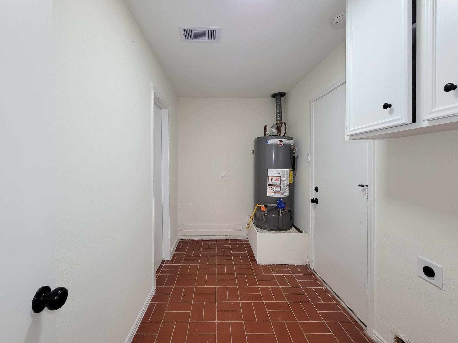 3930 Cypress Hill Drive, Spring, TX 77388 3930 Cypress Hill Drive, Spring, TX 77388