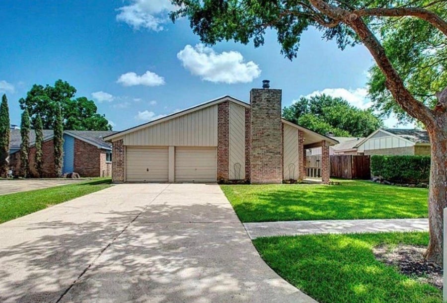 Property photo for 3023 Sam Houston Drive, Sugar Land, TX