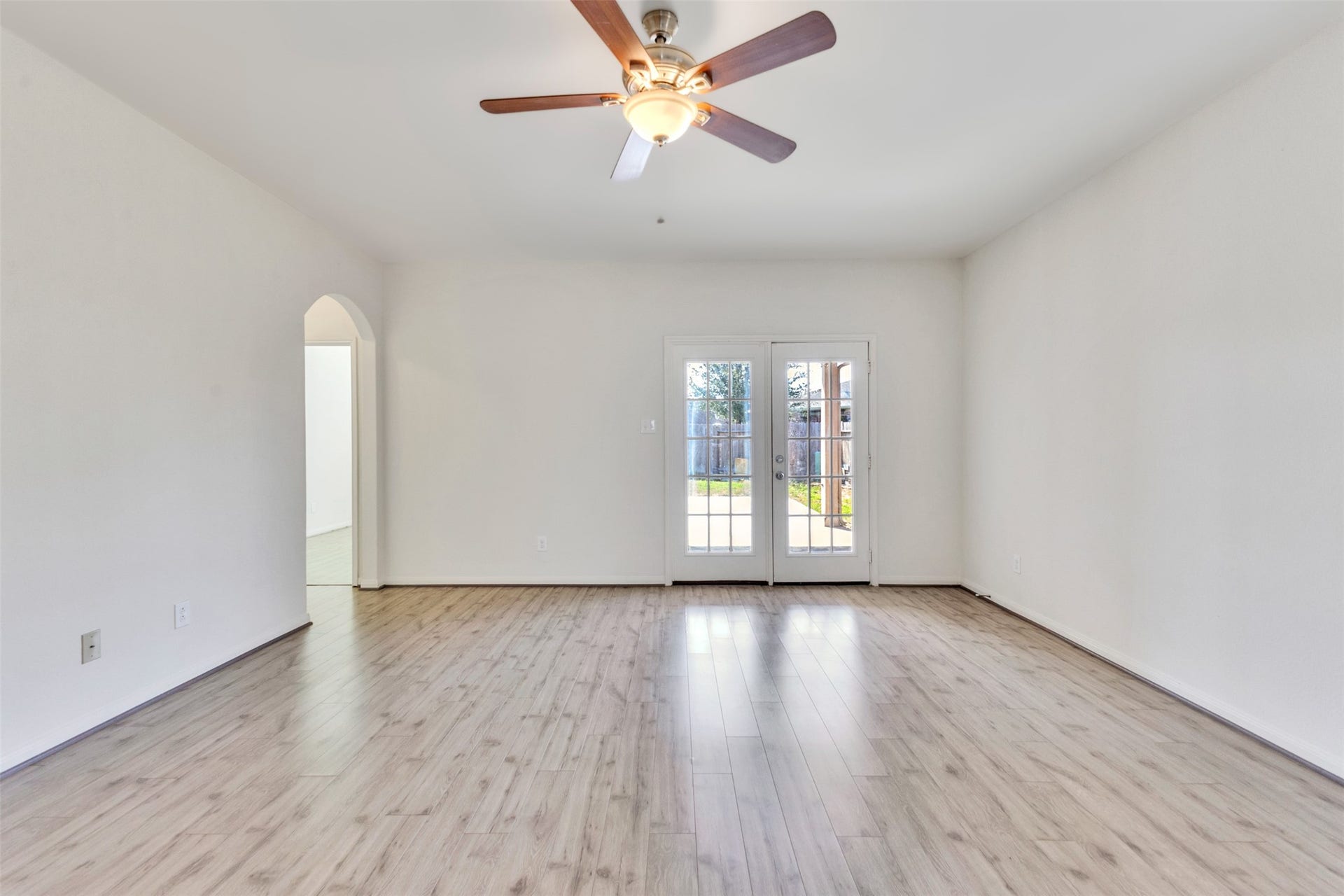 20714 Round Key Drive, Hockley, TX 77447 20714 Round Key Drive, Hockley, TX 77447