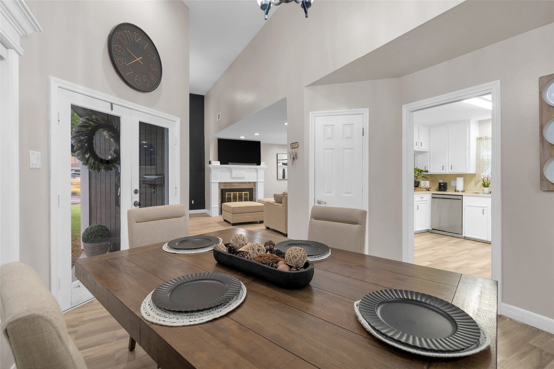 1217 Ivy Avenue, Deer Park, TX 77536 1217 Ivy Avenue, Deer Park, TX 77536