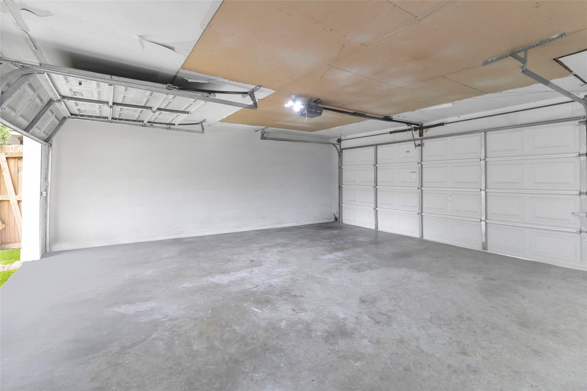 1217 Ivy Avenue, Deer Park, TX 77536 1217 Ivy Avenue, Deer Park, TX 77536